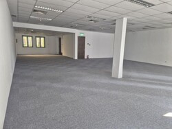 Cheap office near Kallang MRT | lift access | avail now (D14), Shop House #531929941